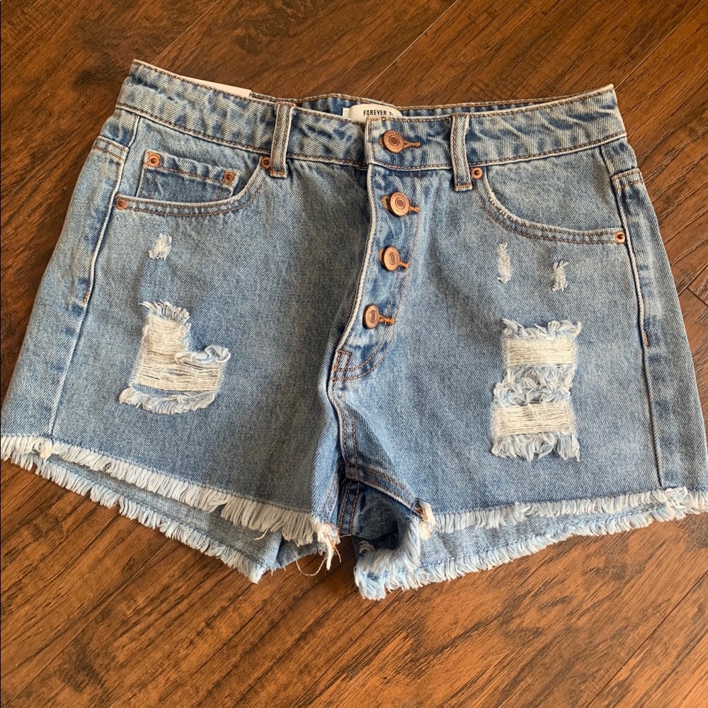 NWT Forever 21 - High Rise Shorts - Size 26